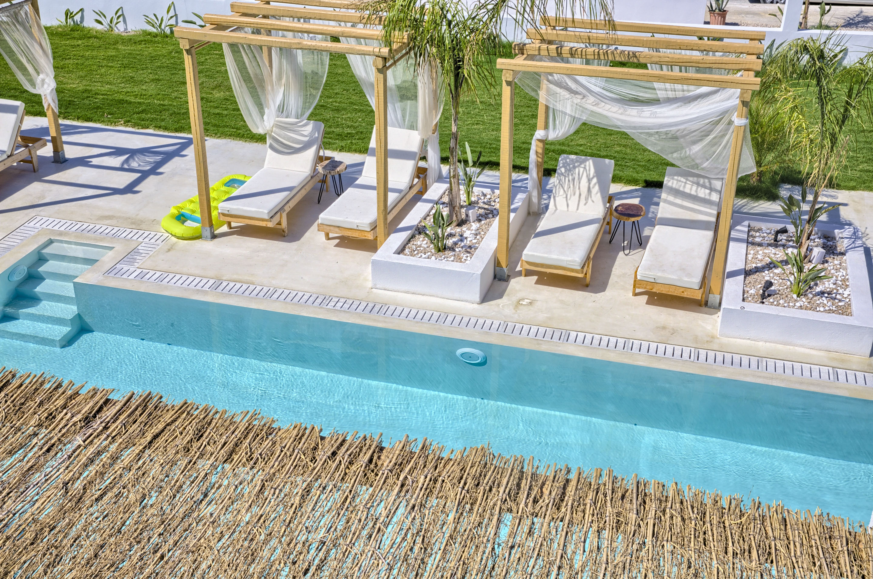 Junior Suite with Pool view