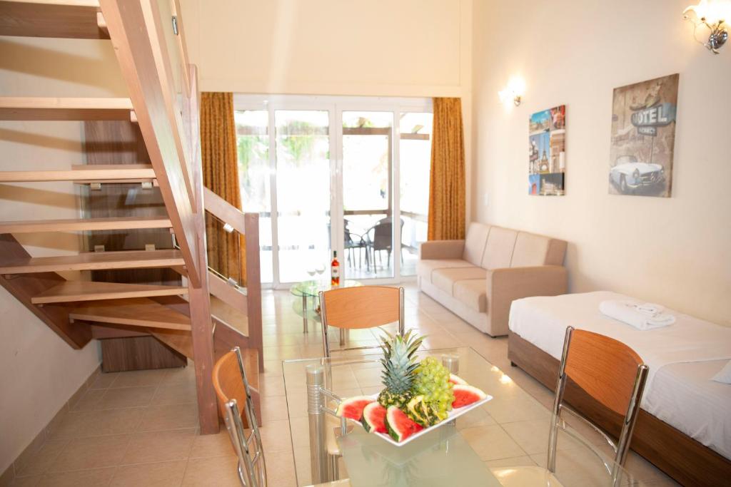 Junior loft Suite with terrace
