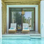 JUNIOR SUITE. SWIM UP